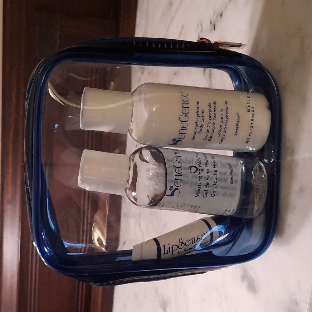 UNUSED.  SeneGence Travel Set